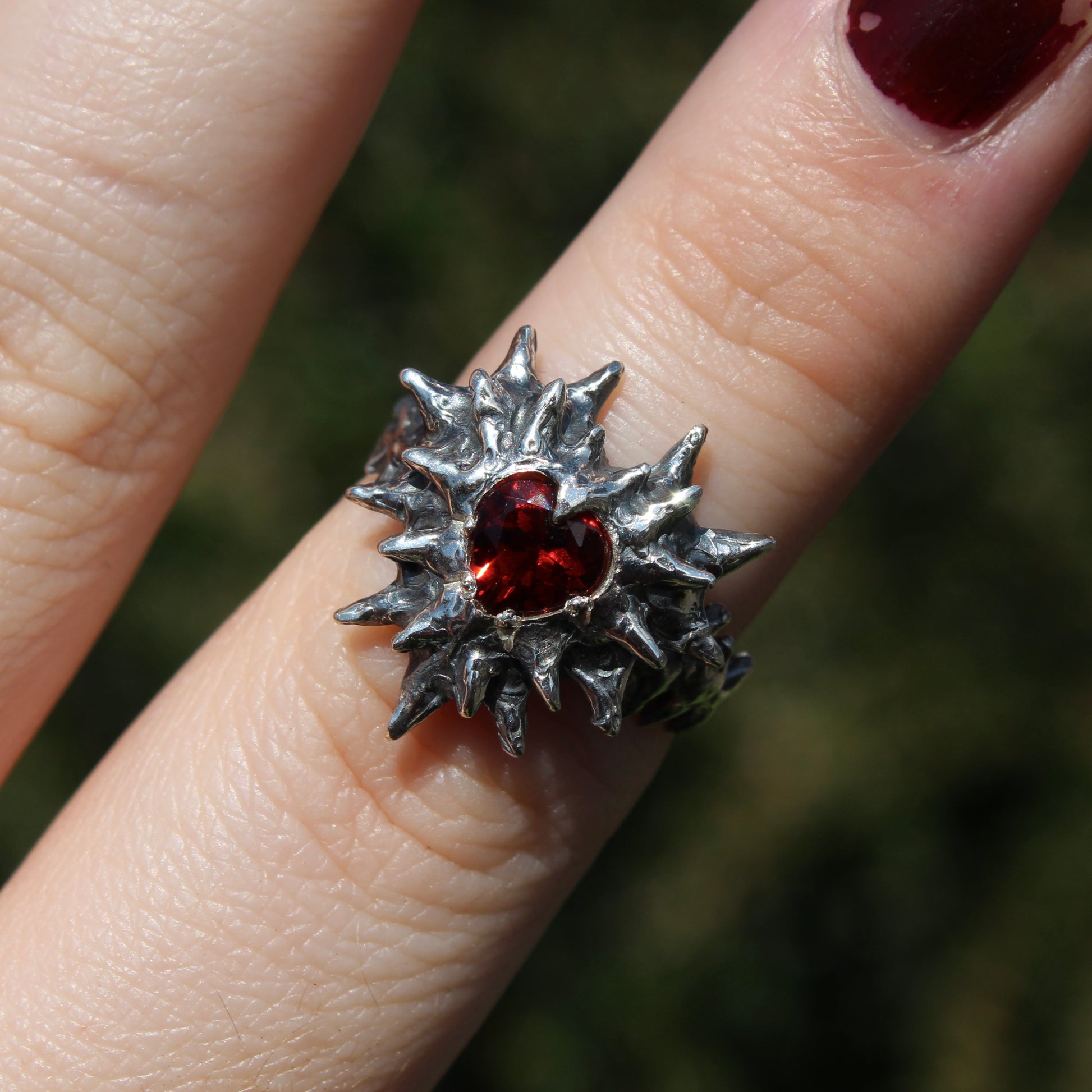 Size 6 1/2 Garnet Heart Ring