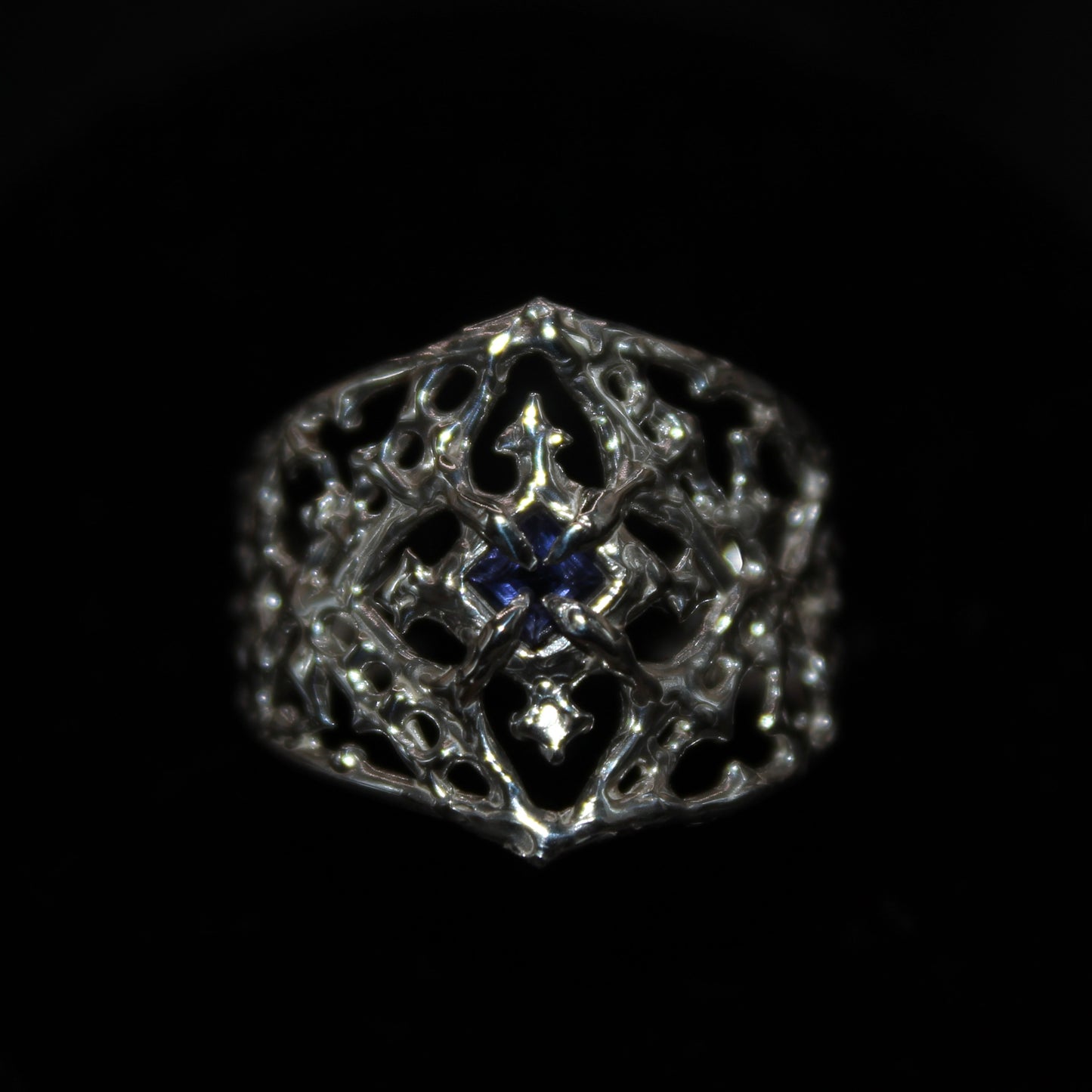 Laced Iolite ring