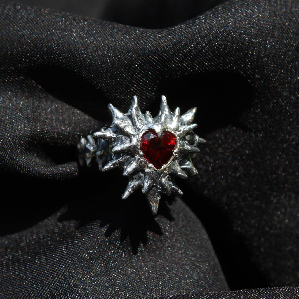 Size 6 1/2 Garnet Heart Ring