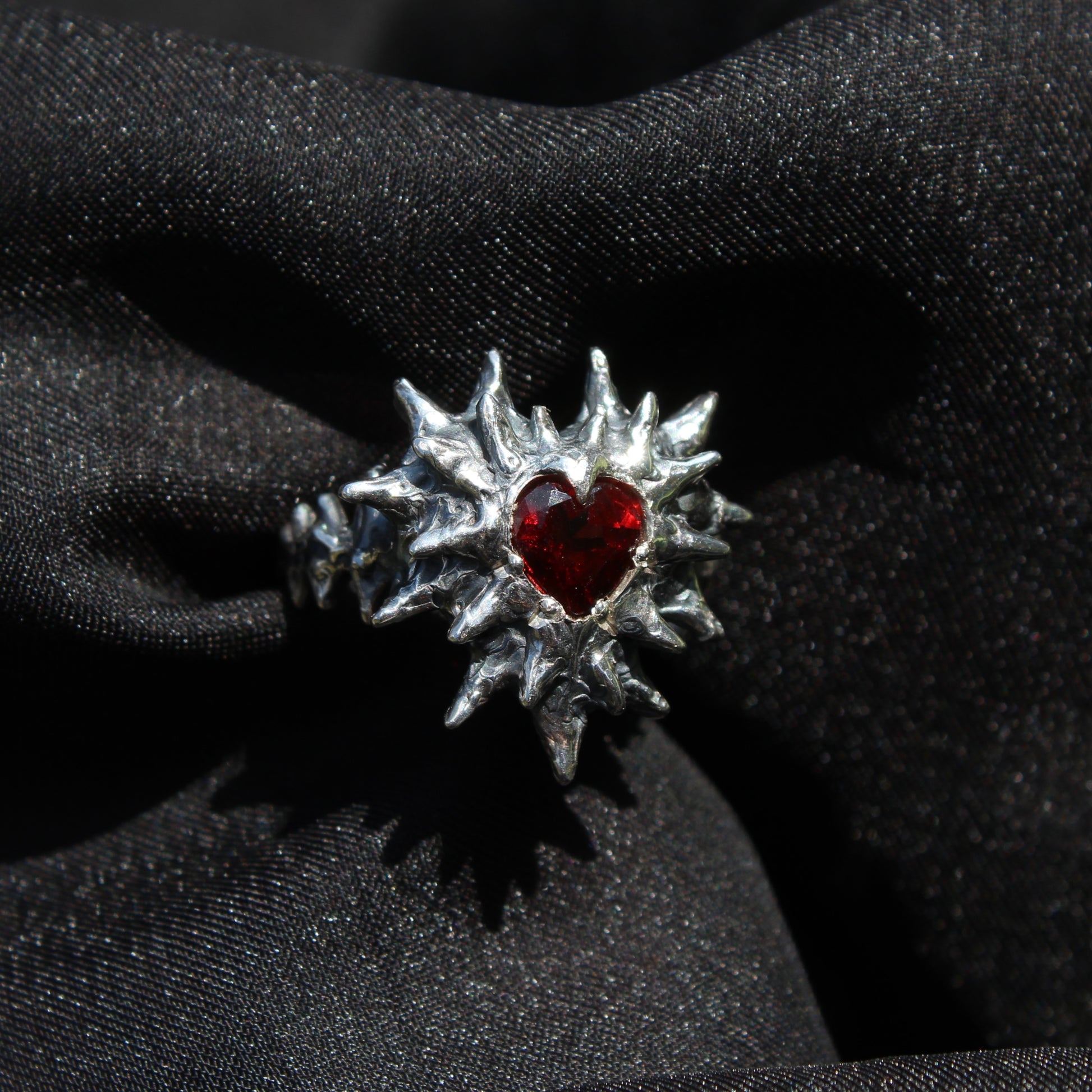 Size 6 1/2 Garnet Heart Ring